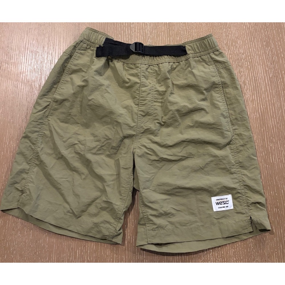WeSC Mens Nylon Utility Belted Shorts Olive Green Mesh Lined Size Medium